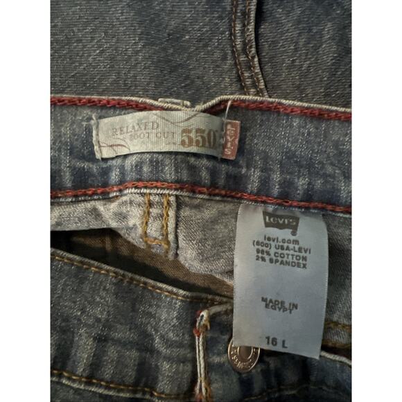 Vintage Levi’s Jeans Women's Blue 16L Midrise Bootcut Medium Wash Distressed - Picture 5 of 5
